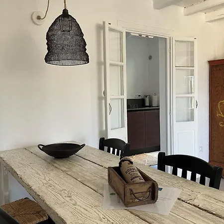 Casa Calypso Tselendata